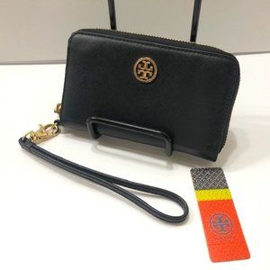 LAST CHANCE! Tory Burch Robinson Wristlet/Wallet/Clutch EUC